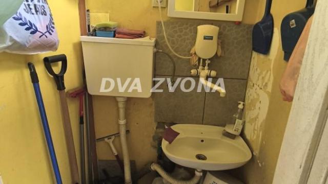Poslovni prostor, Jednosoban, Izdavanje, 33m2, Nova Detelinara, Novi Sad, Novi Sad