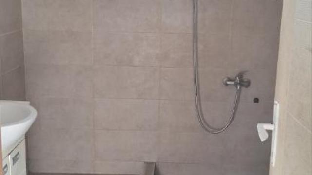 Kuća, četvorosoban, Izdavanje, 90m2, Ledine, Novi Beograd, Dobojska