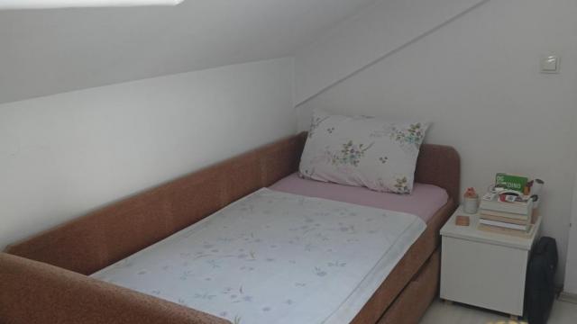 Stan, četvorosoban, Izdavanje, 85m2, Farmaceutski fakultet, Voždovac, Vojvode Stepe