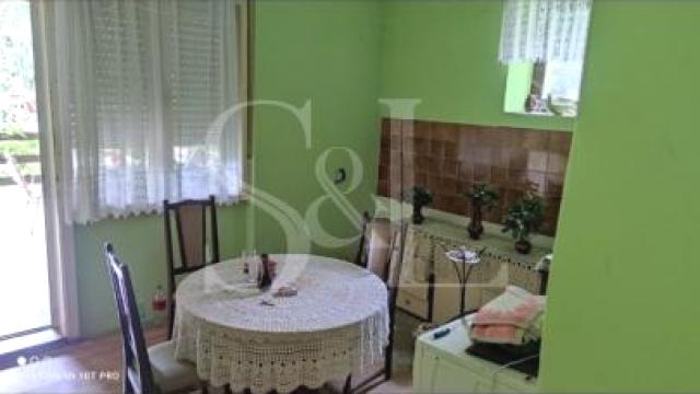 Kuća, četvorosoban, Prodaja, 250m2, Selenča, Gradska lokacija, Sombor