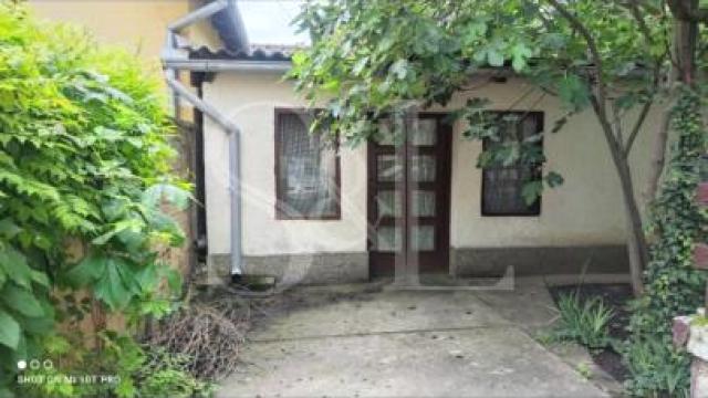 Kuća, četvorosoban, Prodaja, 250m2, Selenča, Gradska lokacija, Sombor