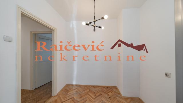 Stan, Jednosoban, Prodaja, 38m2, Kalenić pijaca, Vračar, Kicevska