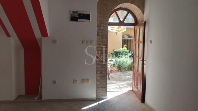 Stan, četvorosoban, Prodaja, 129m2, Centar, Gradska lokacija, Sombor