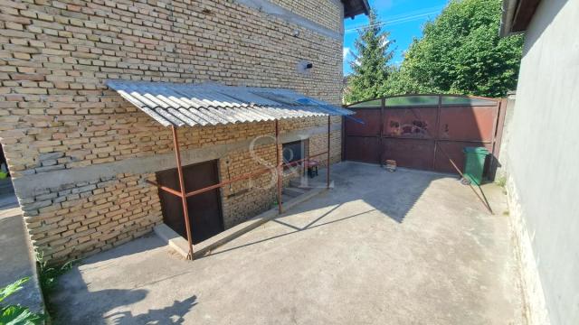 Kuća, Trosoban, Prodaja, 152m2, Mlake, Gradska lokacija, Sombor