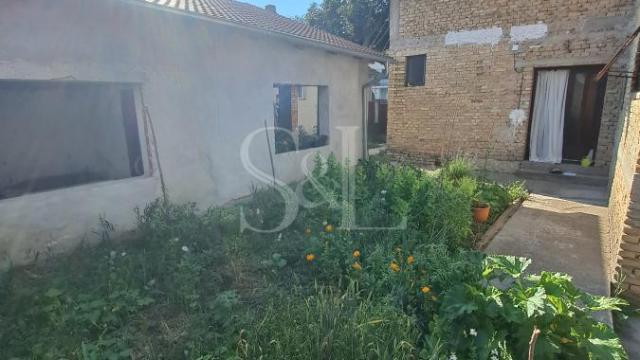 Kuća, Trosoban, Prodaja, 152m2, Mlake, Gradska lokacija, Sombor