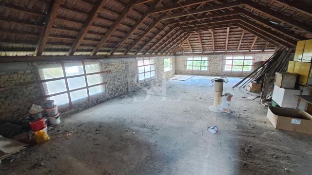 Kuća, Trosoban, Prodaja, 152m2, Mlake, Gradska lokacija, Sombor