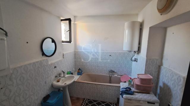 Kuća, Trosoban, Prodaja, 152m2, Mlake, Gradska lokacija, Sombor