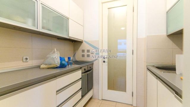 Stan, Dvosoban, Prodaja, 56m2, Blok 67 (Belvil), Novi Beograd, Jurija Gagarina