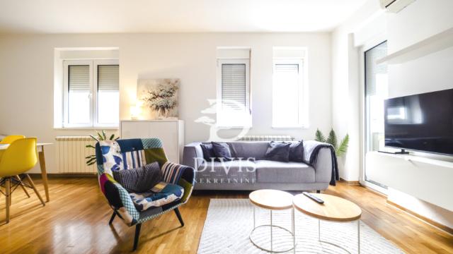 Stan, Trosoban, Prodaja, 70m2, Leskovačka