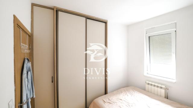 Stan, Trosoban, Prodaja, 70m2, Leskovačka