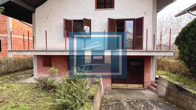 Kuća, Prodaja, 300m2, Budžino brdo, Gradska lokacija, Jagodina