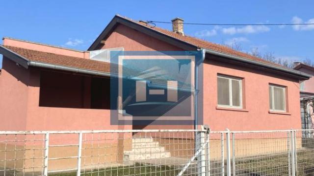 Kuća, Dvoiposoban, Prodaja, 90m2, Popovac, Okolno mesto, Paraćin