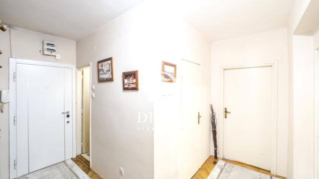 Stan, Troiposoban, Prodaja, 82m2, Ugrinovačka