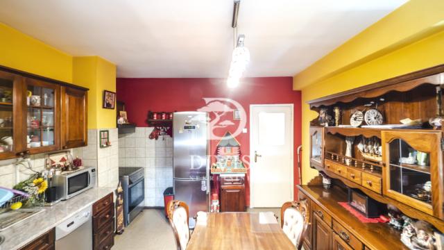 Stan, Troiposoban, Prodaja, 82m2, Ugrinovačka