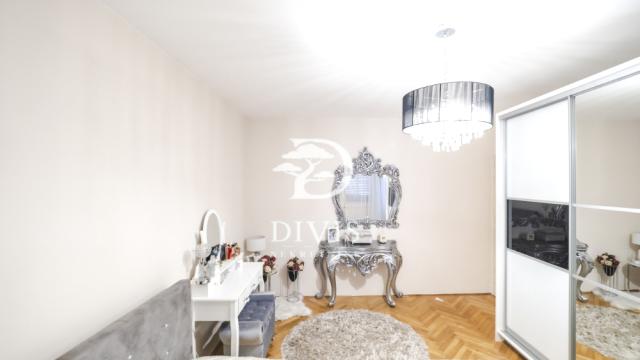 Stan, Troiposoban, Prodaja, 82m2, Ugrinovačka