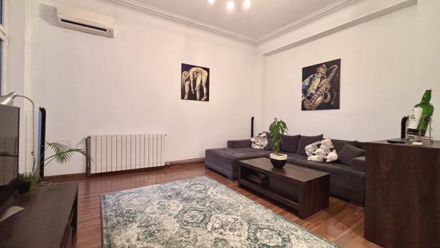 Stan, Dvosoban, Izdavanje, 50m2, Makedonska