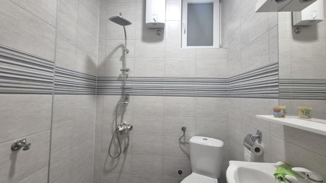 Poslovni prostor, Dvosoban, Izdavanje, 52m2, Braće Jugovića