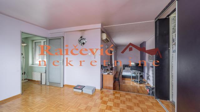 Stan, četvorosoban, Prodaja, 160m2, Profesorska kolonija, Palilula, Osmana Djikica