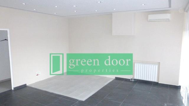 Poslovni prostor, Jednosoban, Izdavanje, 46m2, Šumadijske divizije