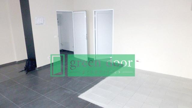 Poslovni prostor, Jednosoban, Izdavanje, 46m2, Šumadijske divizije