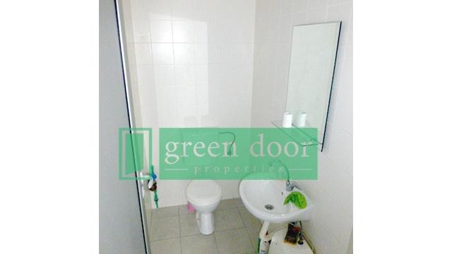 Poslovni prostor, Jednosoban, Izdavanje, 46m2, Šumadijske divizije