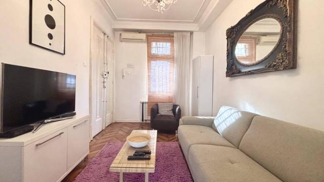 Stan, četvorosoban, Izdavanje, 91m2, Maršala Birjuzova