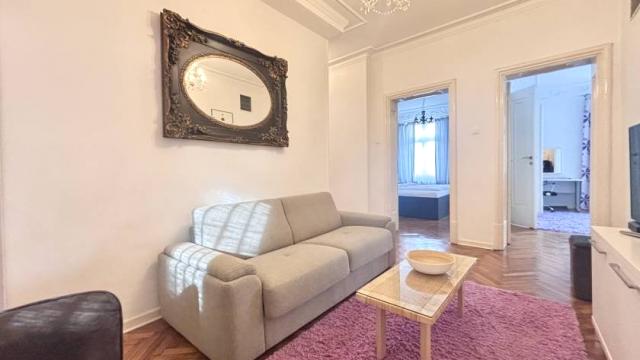 Stan, četvorosoban, Izdavanje, 91m2, Maršala Birjuzova