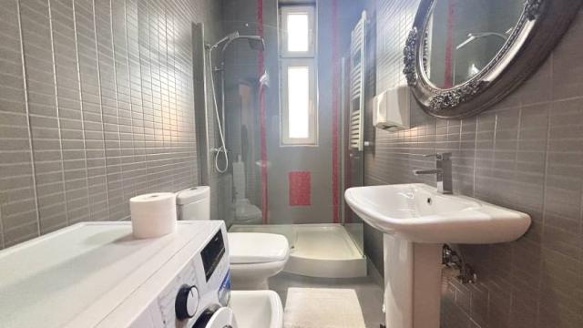 Stan, četvorosoban, Izdavanje, 91m2, Maršala Birjuzova