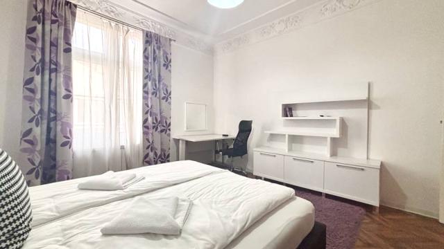 Stan, četvorosoban, Izdavanje, 91m2, Maršala Birjuzova