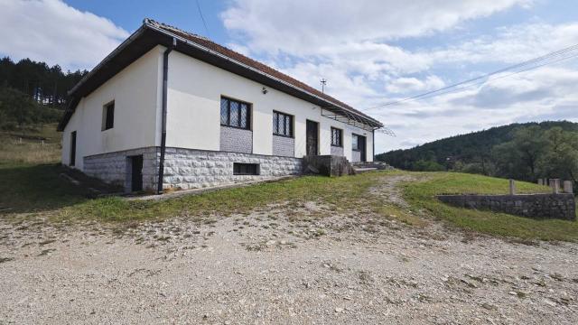 Poslovni prostor, Petosoban, Prodaja, 267m2, Negbina, Okolno mesto, Negbina