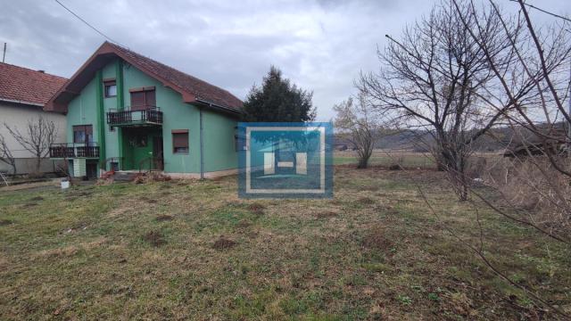 Kuća, Prodaja, 308m2, Bresje, Okolno mesto, Jagodina
