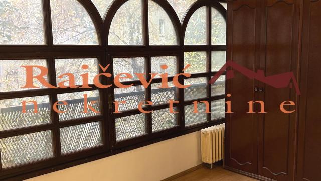 Stan, Trosoban, Izdavanje, 115m2, Kalenić pijaca, Vračar, Golsvordijeva