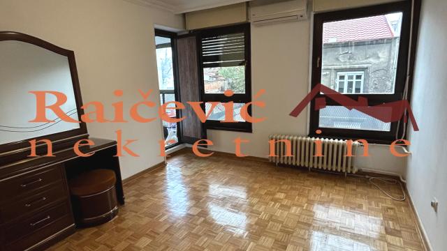 Stan, Trosoban, Izdavanje, 115m2, Kalenić pijaca, Vračar, Golsvordijeva