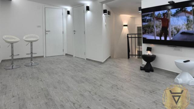 Stan, Petosoban, Izdavanje, 120m2, Kalenić pijaca, Vračar, Sinđelićeva