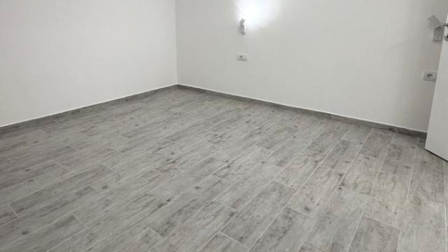 Stan, Petosoban, Izdavanje, 120m2, Kalenić pijaca, Vračar, Sinđelićeva