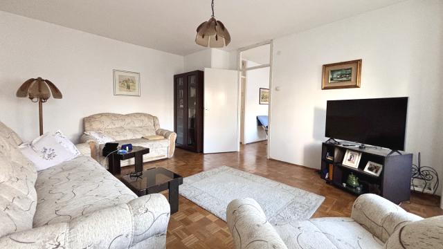 Stan, Trosoban, Prodaja, 85m2, Bulevar Zorana Đinđića