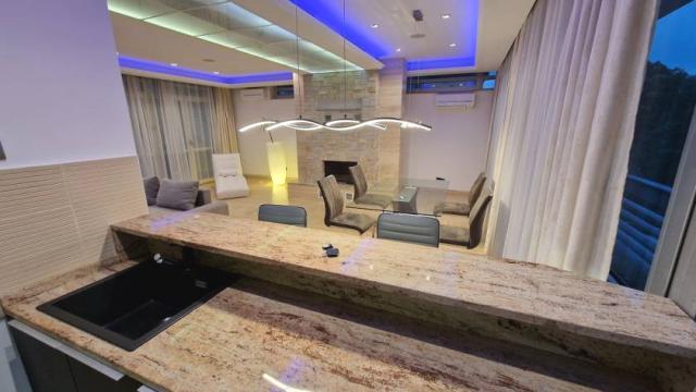 Stan, Trosoban, Izdavanje, 148m2, Velisava Vulovića