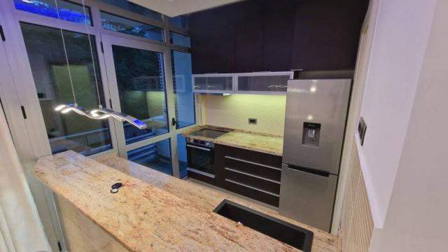 Stan, Trosoban, Izdavanje, 148m2, Velisava Vulovića