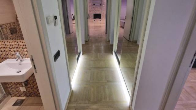 Stan, Trosoban, Izdavanje, 148m2, Velisava Vulovića