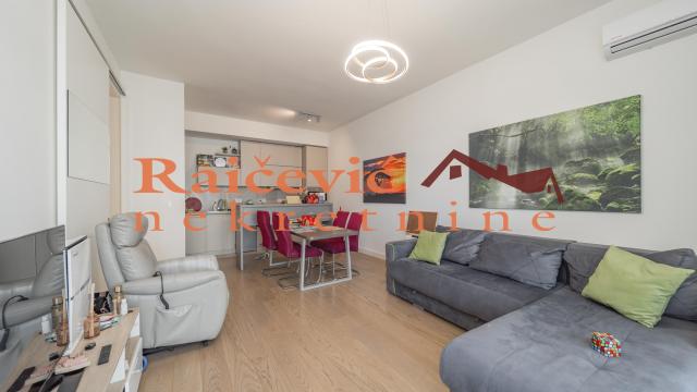 Stan, četvorosoban, Prodaja, 110m2, Beograd na vodi, Savski venac, Luke Celovica Trebinjca