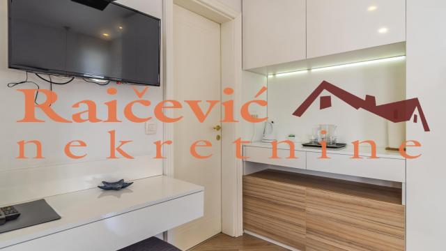 Stan, Trosoban, Prodaja, 73m2, Centar, Stari grad, Cika Ljubina