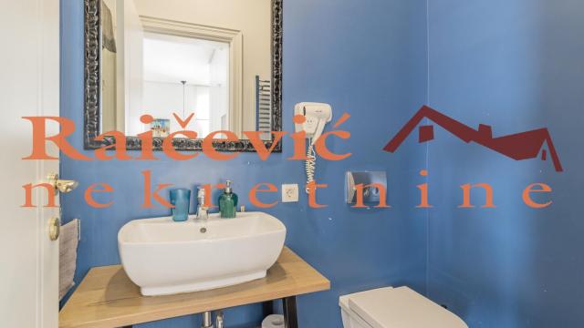 Stan, Trosoban, Prodaja, 73m2, Centar, Stari grad, Cika Ljubina