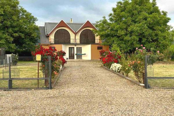 prodaja, kuca,
doljevac, 1017329, cetvorosoban-moravska