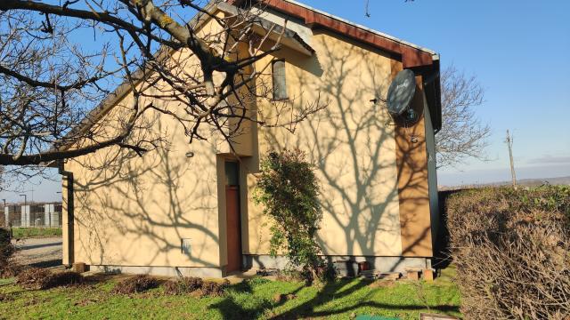 Kuća, četvorosoban, Prodaja, 130m2, Moravska