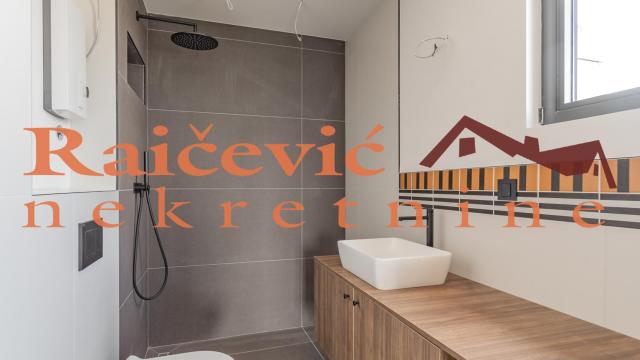 Stan, Trosoban, Prodaja, 84m2, Voždovac, Vojvode Stepe