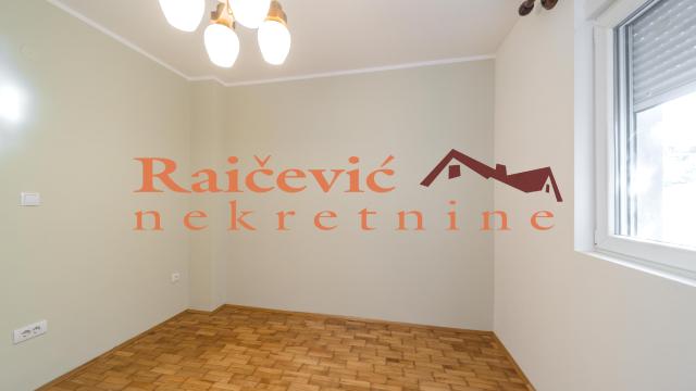 Stan, Trosoban, Prodaja, 72m2, Autokomanda, Voždovac, Boze Jankovica