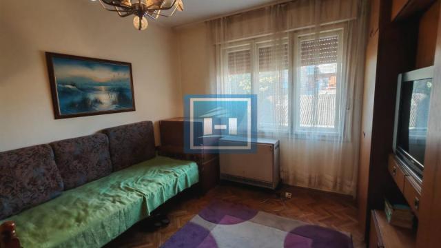 Kuća, četvorosoban, Prodaja, 136m2, Kajsijar, Gradska lokacija, Jagodina