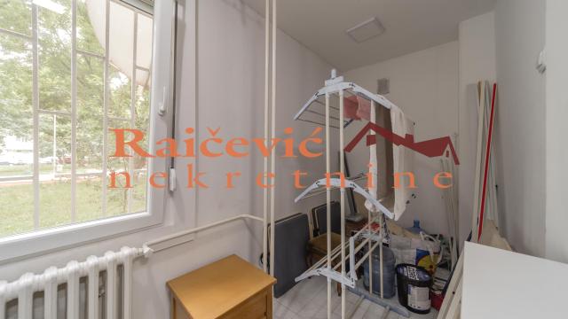 Stan, Trosoban, Prodaja, 86m2, Blok 34 (Carina - Studentski grad), Novi Beograd, Bulevar Zorana Djindjica