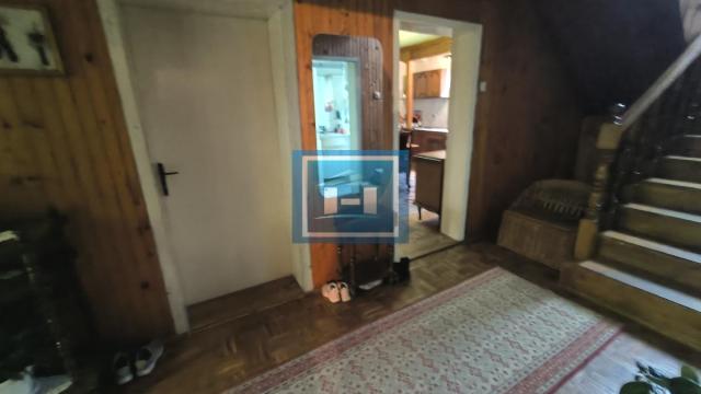 Kuća, Petosoban, Prodaja, 291m2, Gradska lokacija, Ćuprija