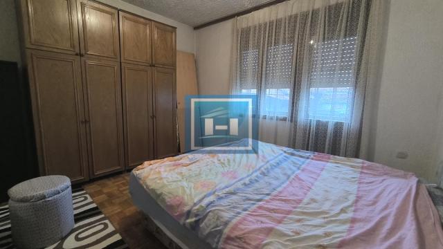 Kuća, Petosoban, Prodaja, 291m2, Gradska lokacija, Ćuprija